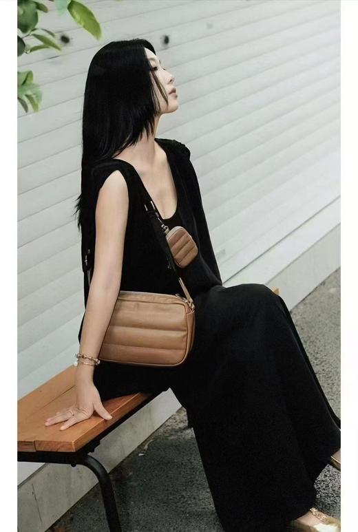 高美高原创小众设计单肩斜跨通勤小方包 商品图1