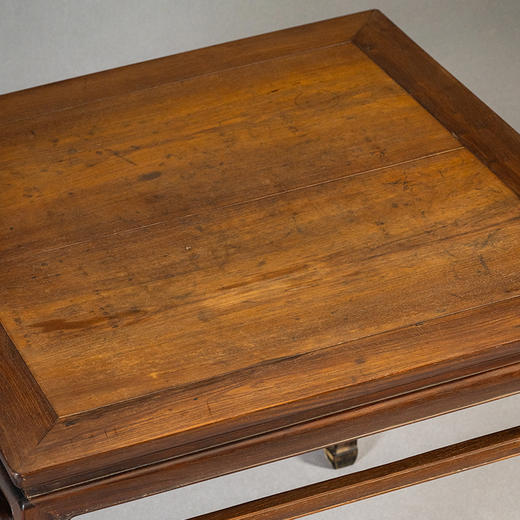 清中期 红木束腰罗锅枨马蹄腿八仙桌 商品图2