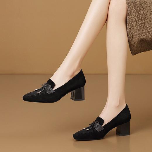 【预售5天】春季新款蝴蝶结圆头磨砂皮粗跟英伦风小皮鞋中跟深口乐福鞋女HY&H3597 商品图4