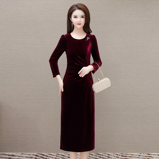 QYMAH-Y24JNL22 洋气大码金丝绒连衣裙女新款2025年春季修身气质女装时尚长款裙子 商品图0