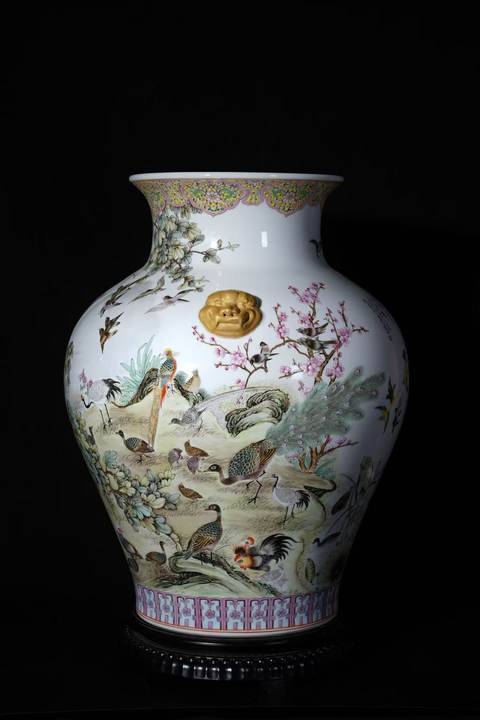 珐琅彩百鸟朝凤狮耳尊 商品图0