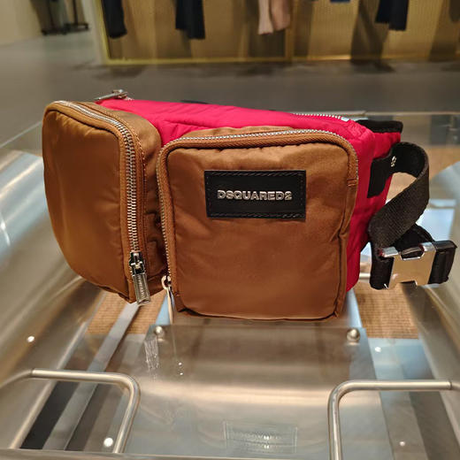 DSQUARED2 男士字母徽标贴片手提包 红色 BBM0070 11700001 M3008 商品图1