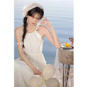 鹿向南「云间花」杏色挂脖连衣裙