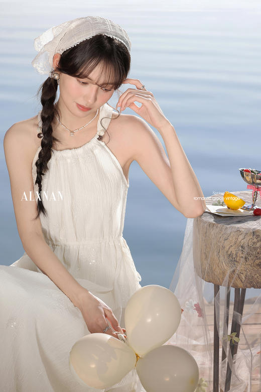 鹿向南「云间花」杏色挂脖连衣裙 商品图5