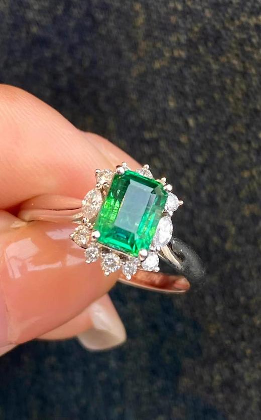 1.2ct刻面祖母绿戒指 商品图0