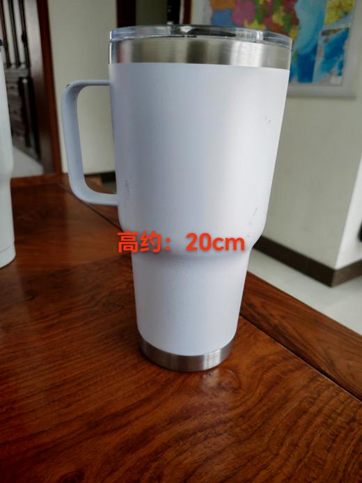 无包装 ，出口保温水杯可车载 可家用。304的不锈钢材质，个别轻微划伤，不影响使用 商品图8