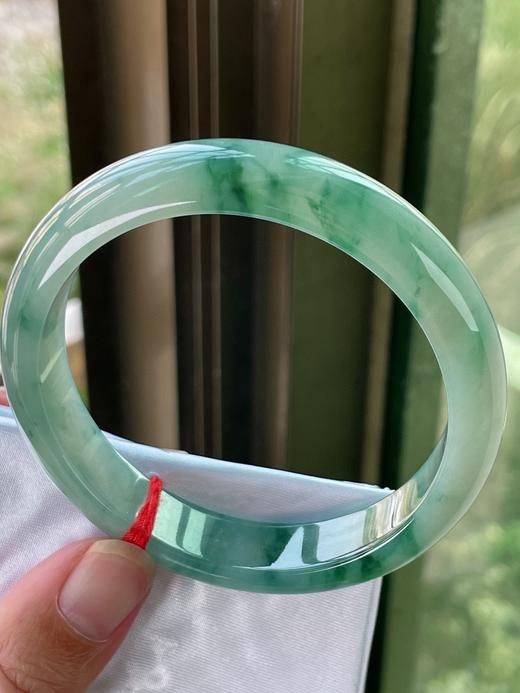 57正圈翡翠手镯 商品图1