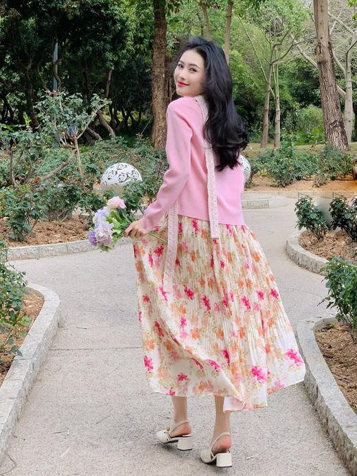 【百图lulu定制】【倩影针织衫】【赠蕾丝飘带】斜V领 蕾丝本布 飘带  针织衫 商品图2