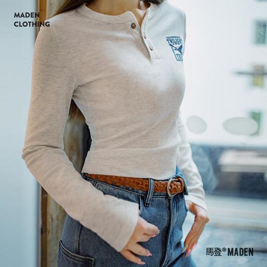 马登暮光之城印花亨利衫格雷系高智风打底衫复古柔感浅春系长袖女 商品图0