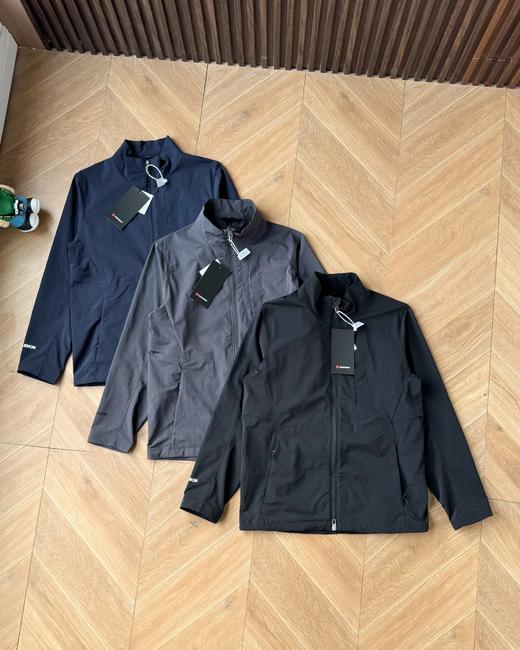 点此购买 lululemon初春男士户外休闲轻薄型户外夹克外套 LL 309878 商品图0
