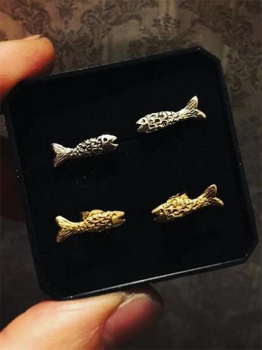 momoko｜4.5x13mm Micro Fish Studs  [耳钉 2色可选] 商品图0
