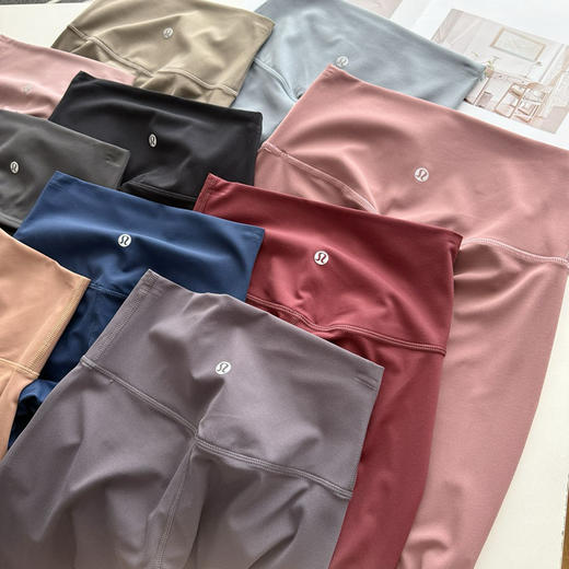 新增腿标款！lu家春夏薄款九分瑜伽裤丨客供王牌面料！标牌齐全❗️出入专柜无压力~ 时尚运动达人人手一条❗真的巨舒服巨好穿，又薄又透气，推荐多色入💯 商品图2