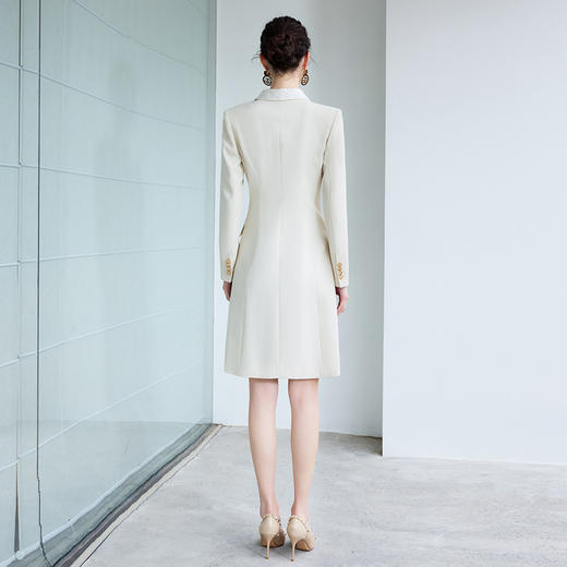 IWY/高级感米白色缎面西装连衣裙女春季长袖新款职业裙装Q1014 商品图4