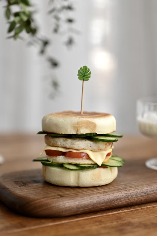 618丨3袋装加赠汉堡饼或3去野生鱼！【汉堡鸡肉饼】健康轻食，肉感十足！精选健康白羽鸡，不掺杂其他肉类，咸淡适中，外表金黄，内里肉质醇香鲜嫩！ 商品图6