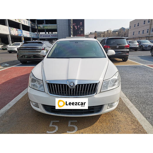 斯柯达 明锐  1.6L 自动逸俊版【长租-北京】 商品图1