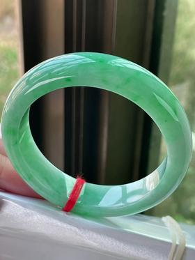 56正圈翡翠手镯