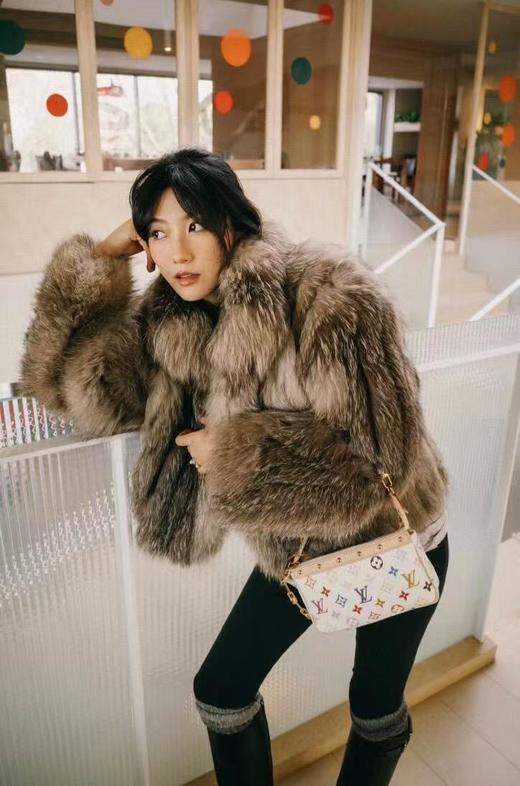 新款现货秒发    驴家白三彩村上隆再版系列PochetteAccessoires手袋链条小包（HH） 商品图6