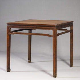 清中期 红木束腰罗锅枨马蹄腿八仙桌