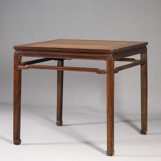 清中期 红木束腰罗锅枨马蹄腿八仙桌 商品图0