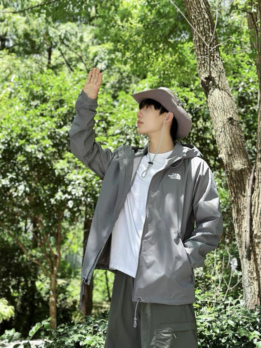 【3月4日 下午14:30 秒杀】TNF 男女同款 立领 轻量防水冲锋衣 外套 商品图2