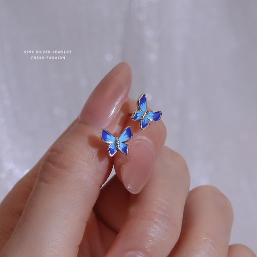 【朦胧蝶舞】s999纯银滴胶蓝色蝴蝶耳钉【YXS-E5216】 商品图3