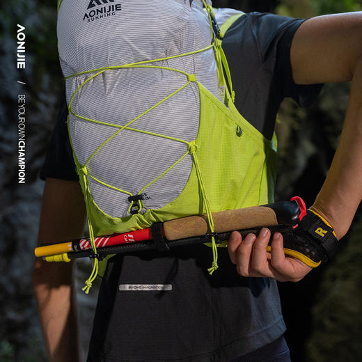 奥尼捷穿越CROSS SERIES系列跑步背包男女超轻越野跑水袋包户外登山徒步大容量运动背包15L/C9116 商品图3