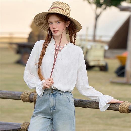 复古文艺风重工提花肌理感衬衫女拼接荷叶边V领衬衣V0350075 商品图0