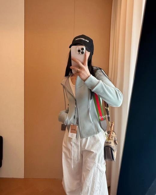 A家正品连帽双向拉链防风修身外套 商品图0