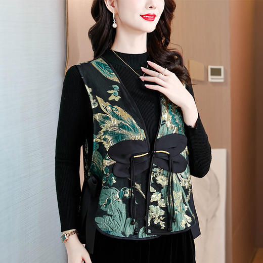 ARS33690高品质减龄小个子中年女新中式青色国风宋锦马甲新款春款流行马夹 商品图3