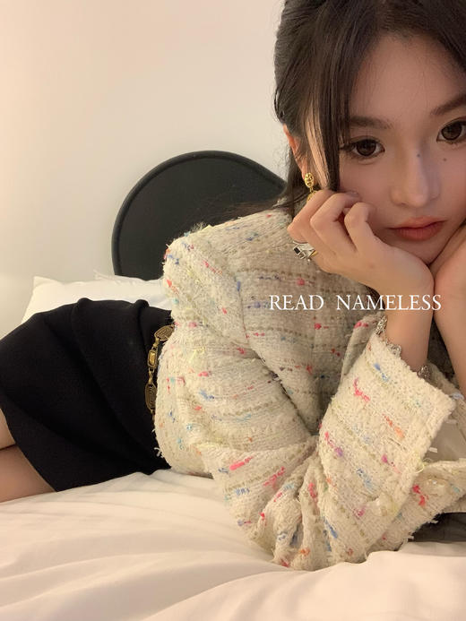 Read Nameless /限量彩点小香+珠光丝绒半裙 2025/2/22 商品图4