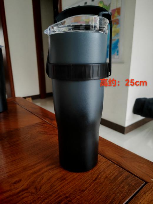 无包装 ，出口保温水杯可车载 可家用。304的不锈钢材质，个别轻微划伤，不影响使用 商品图2