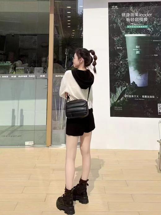 高美高原创小众设计单肩斜跨通勤小方包 商品图2