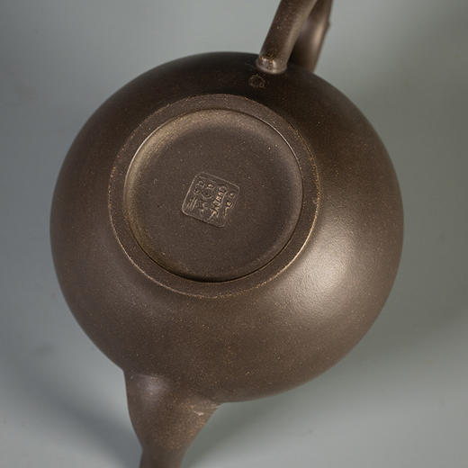 《天青泥樱花壶》郭莉萍 正高级工艺美术师、工艺美术协会会员、江苏省工艺美术协会会员、实力派女陶艺家 商品图4