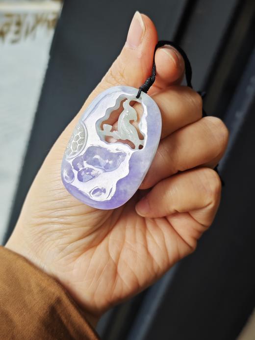 巧雕粉紫英明神武翡翠挂件 商品图3