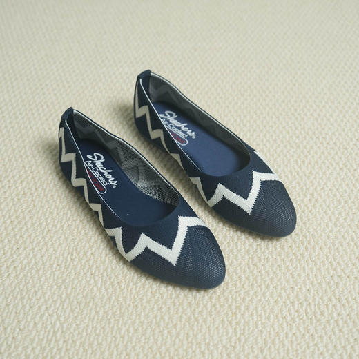 【2月21日 上午12:30 秒杀】国内无售 针织王妃女鞋 纯原尾货 斯凯奇网状浅口平底飞织女鞋 商品图9