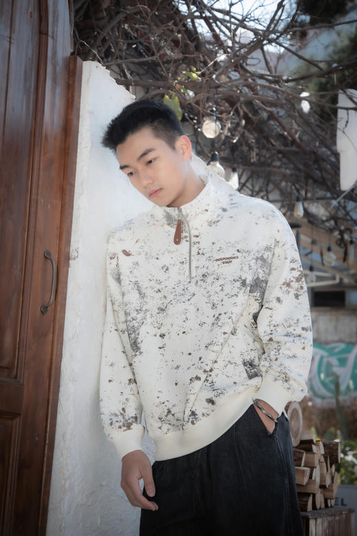 512963239做旧墨迹套头卫衣 商品图0