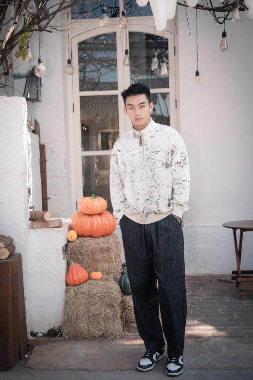 512963239做旧墨迹套头卫衣 商品图2