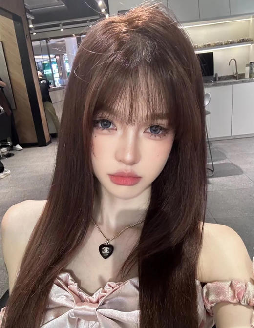 香奶奶 新款金色满钻双C黑色树脂爱心项链 商品图0