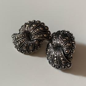 【苏州】美国AVON耳饰