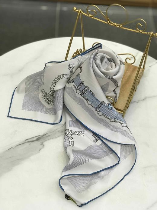 优品堂『风姿绰约』90×90斜纹绸桑蚕丝方巾 商品图10