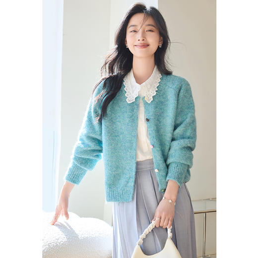 VICTORIA&VERA女装春季“透杯倩影”韩系慵懒感小众爱心扣圆领针织外套 商品图1