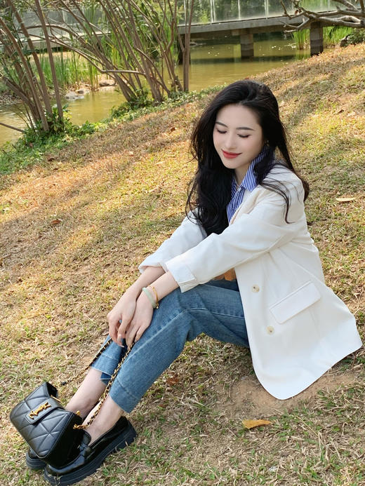 【百图lulu定制】【爵士西装】翻领 双口袋 后开叉西装外套 商品图13