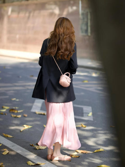 【百图lulu定制】【爵士西装】翻领 双口袋 后开叉西装外套 商品图4