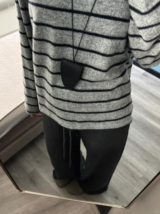 <曾小咸推荐> 条纹磨毛长袖T 日常109/件 活动价69.99/件！【预售款，预计3-15天发货】 商品图5