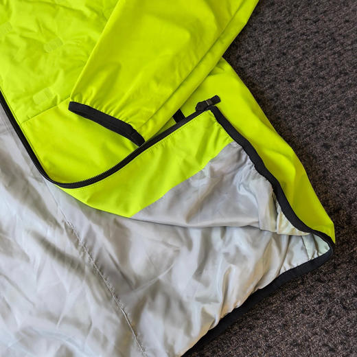 正品日单万星威高尔夫棉服，孤品L码，胸围120。
原价40700日元 商品图4