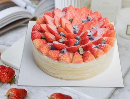 动物奶油·缤纷鲜果千层蛋糕A款 商品图0