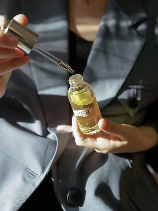 稀缺万能油海蓝之m臻璨焕活精华油 商品图5