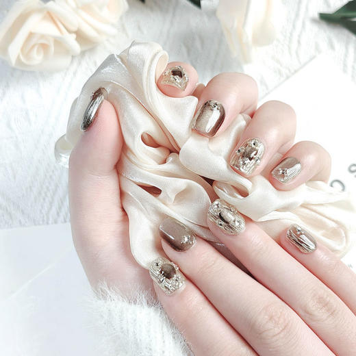 手作爆闪长猫眼美甲高级感手工甲片批发贴布契拉提指甲短款穿戴甲 商品图3