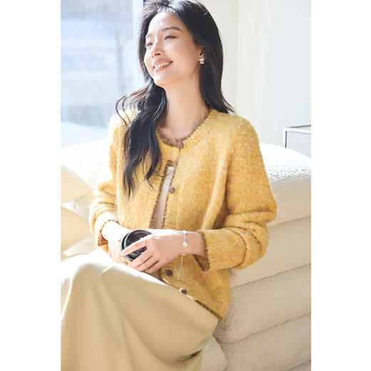 VICTORIA&VERA女装春季“橘子落日”慵懒风高级感减龄长毛外边针织外套 商品图3