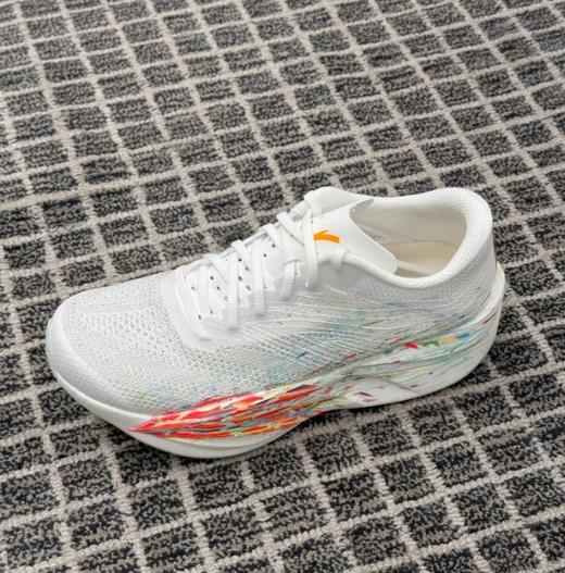 Anta安踏C202 6心跳 氮科技竞训竞速减震防滑低帮 碳板跑步鞋男款112525575 商品图1